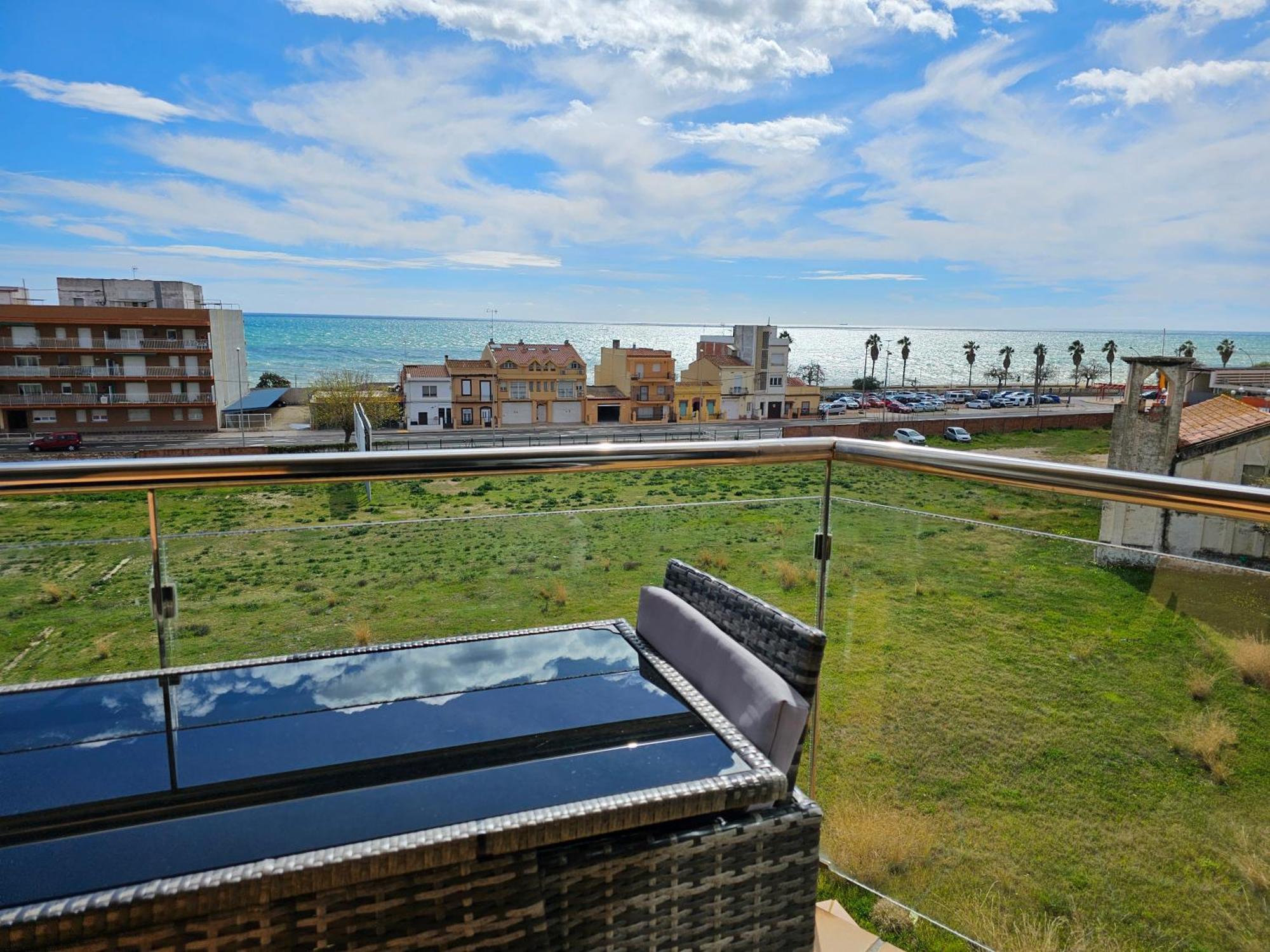 Apartment Beach Front Canet Canet De Mar Zewnętrze zdjęcie