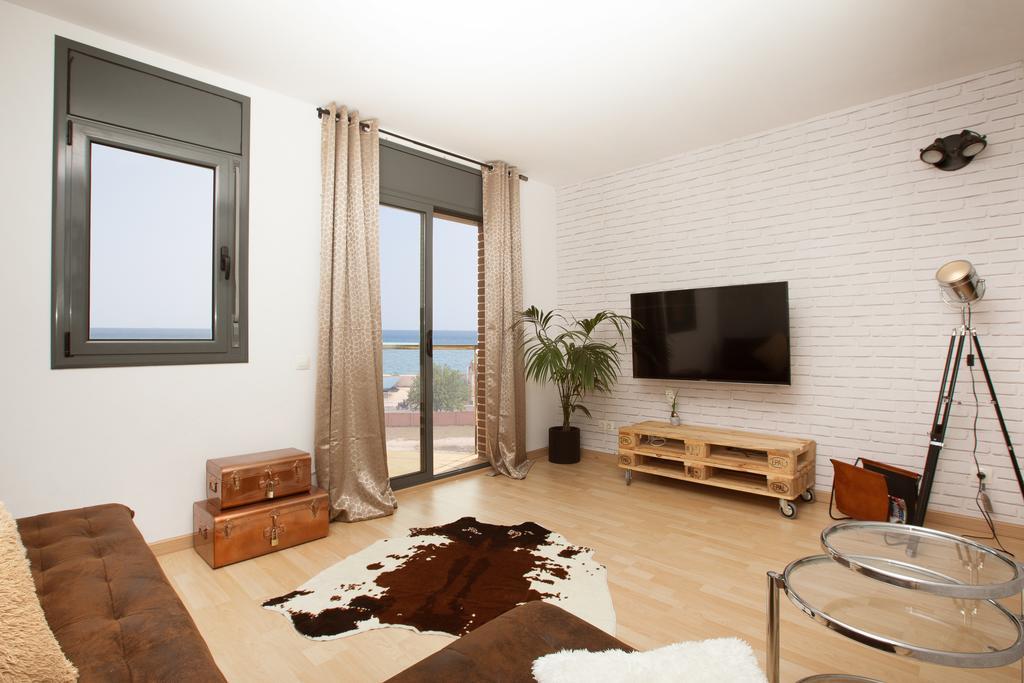 Apartment Beach Front Canet Canet De Mar Zewnętrze zdjęcie